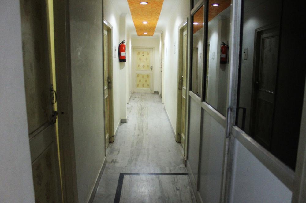 Oyo Rooms Noida Sector 12 Eksteriør billede